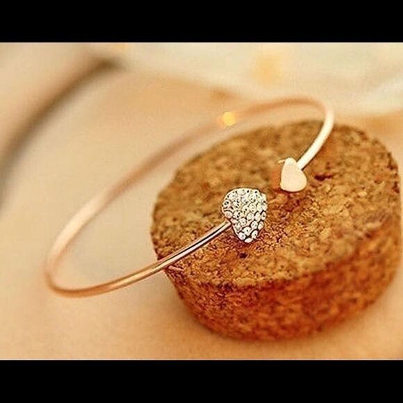 Gold Simulated Diamonds Love Heart Bangle Bracelet - Picture 3 of 4